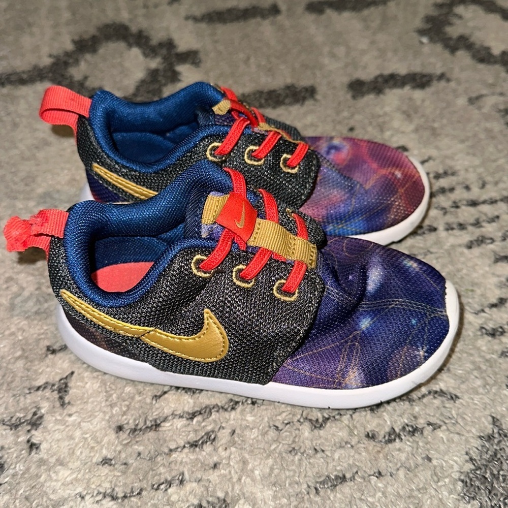 Roshe Run 8C‎ Nike Galaxy Shoes